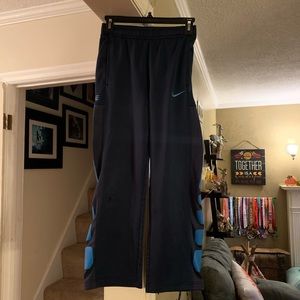 Boys therma-fit Nike Elite pants size large
